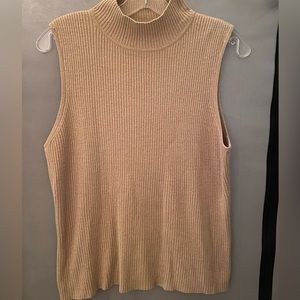 Axcess by Liz Claiborne Gold Shimmer Mock Turtleneck Sleeveless Sweater, Size M